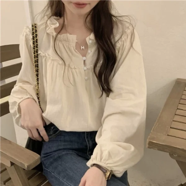 sg-11134201-7rbmt-llasl0vjmekyb6.webp women vintage long sleeve blouse wooden ear edge round neck puffed sleeve loose version