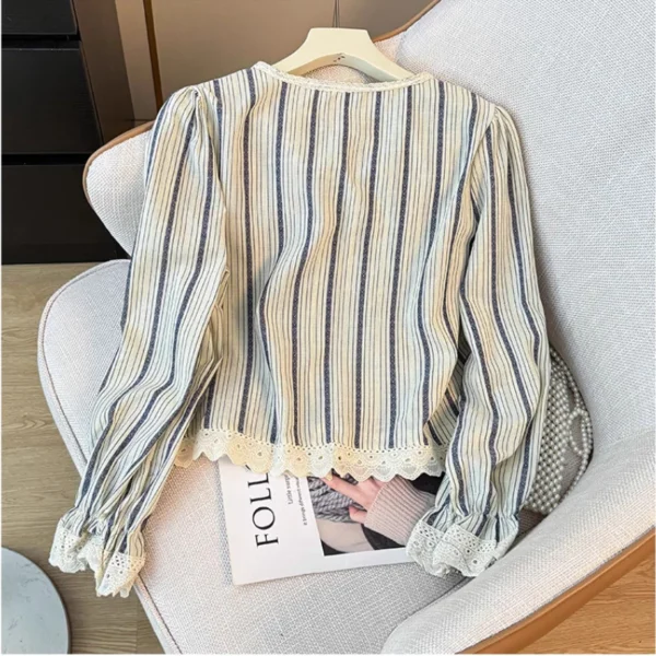 sg-11134201-7rdyn-lza81ent433rc6.webp French style Ladies Lace striped long sleeve blouse crewneck single breasted loose version
